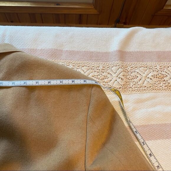 Redwood and Ross 100% Camel Hair Jacket - Picture 11 of 14